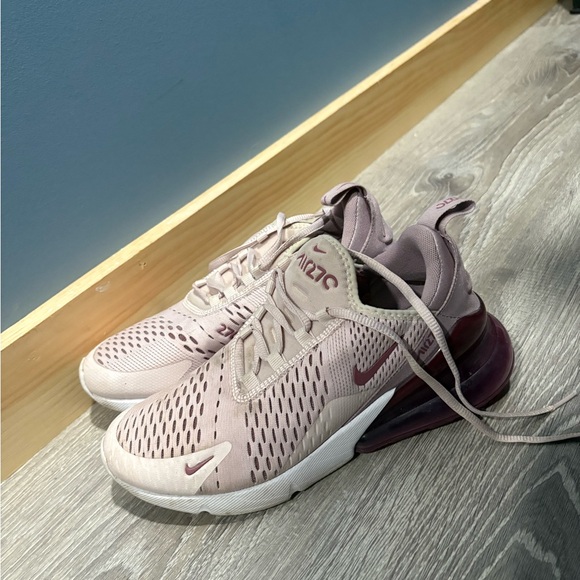 Nike Air 270 ‘Barely Rose’ - Picture 2 of 4